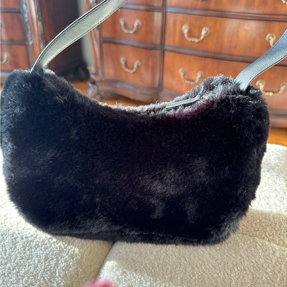 COPY - H&M fur black small purse - Picture 5 of 7